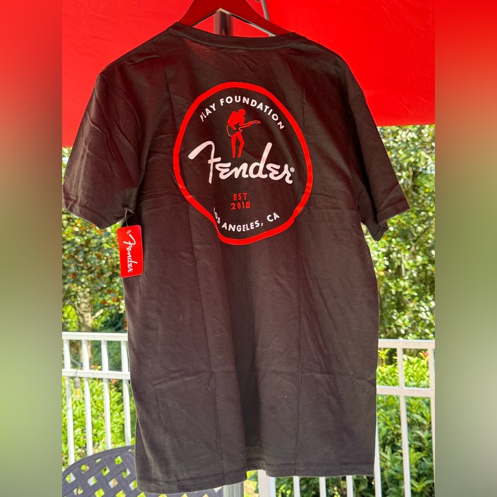 Fender Play Foundation Graphic T-Shirt Black NWT Unisex Music Guitar Tee:/ NWT